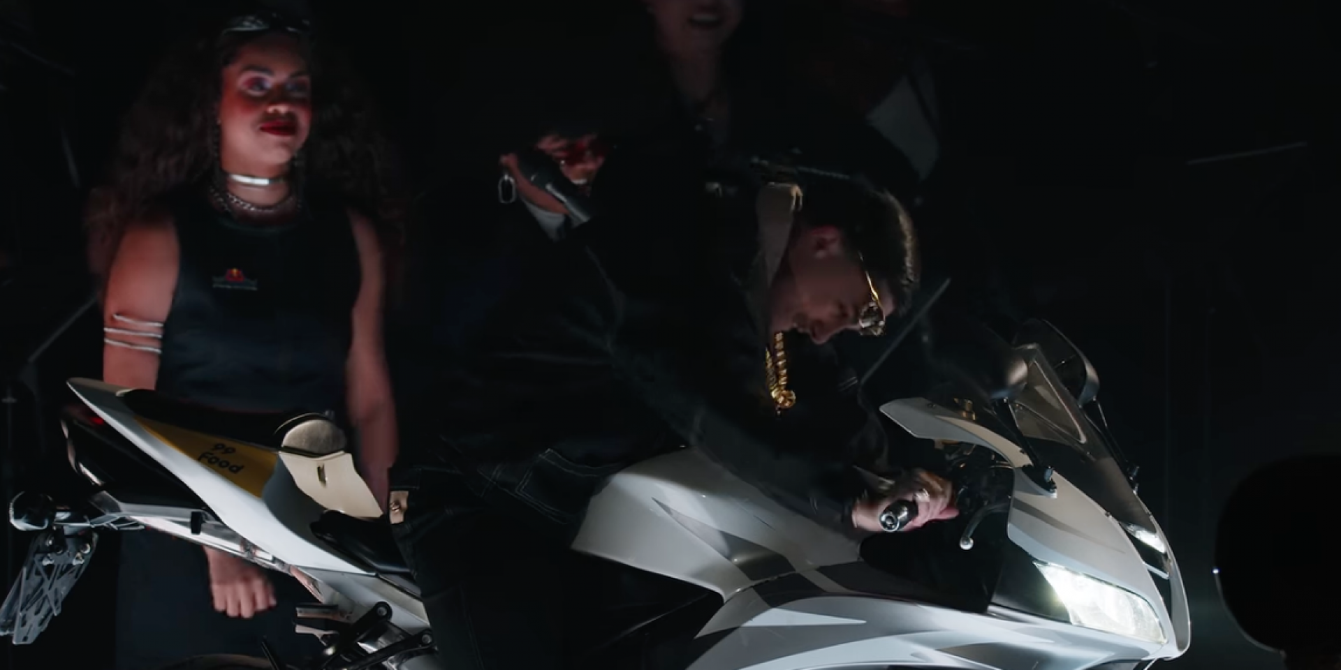 拉轉不是噪音，是音樂！MC Hariel 騎車拉轉 登上 Red Bull 交響樂舞台