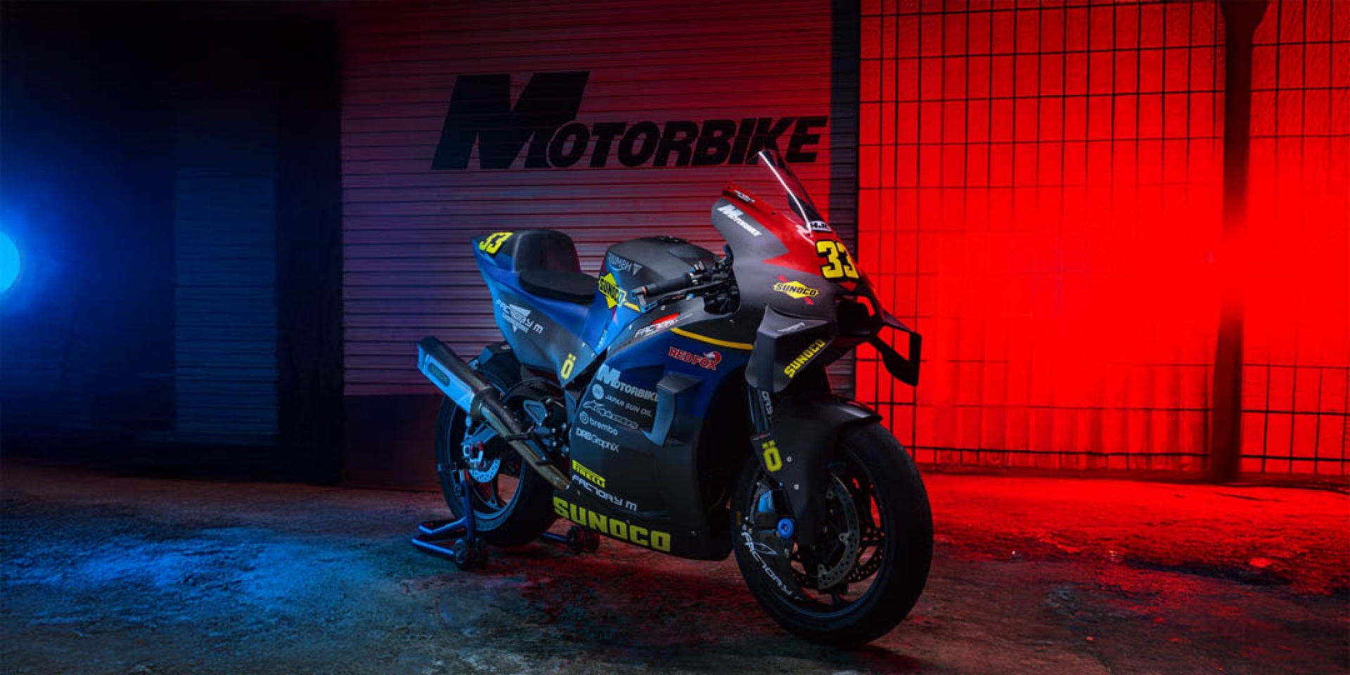 碳纖維車殼 + Arrow 排氣 + 空力套件：這台 Street Triple 765 RS 已經不只是街車