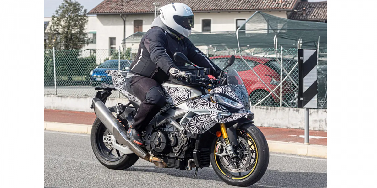 馬力有望再升級,下個月米蘭車展有望登場!2025年式小改款Aprilia Tuono V4間諜車曝光