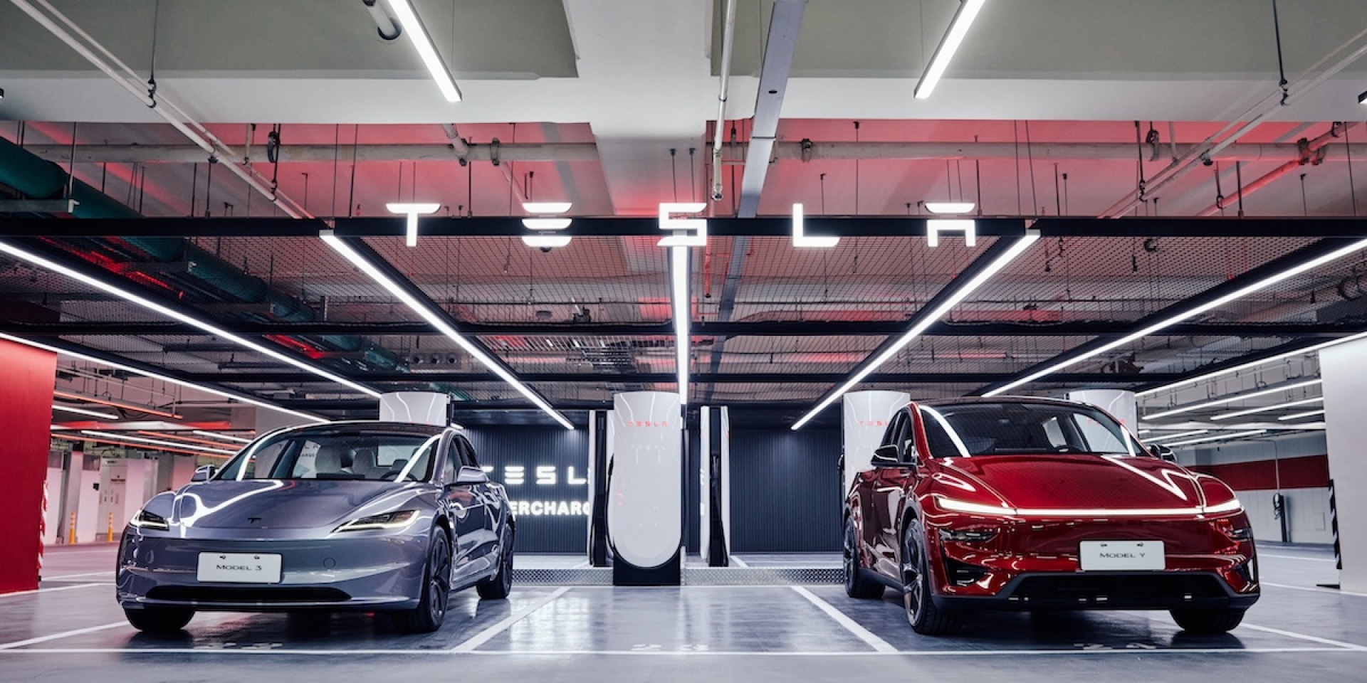 Tesla 啟用全台最大 V4 超級充電站 台北大巨蛋限時三天免費充電