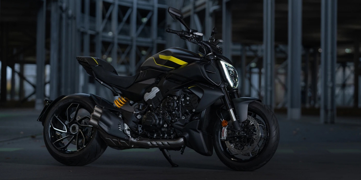 渾身肌肉的霸氣黑馬!2025 Ducati Diavel V4 Black Roadster新車色登場