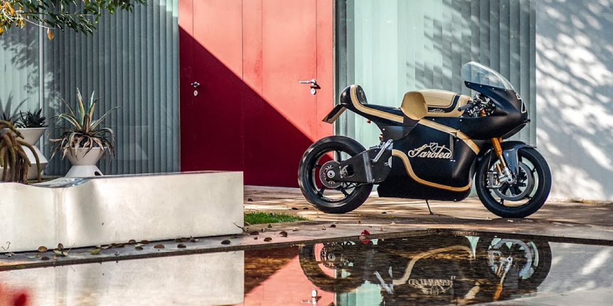 極速320km 的比利時火箭!SAROLEA Manx 7 電動車