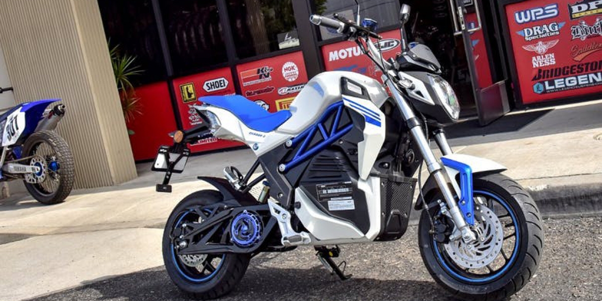 致敬意味濃厚!宗申與CSC Motorcycles合作推出電動小檔車!