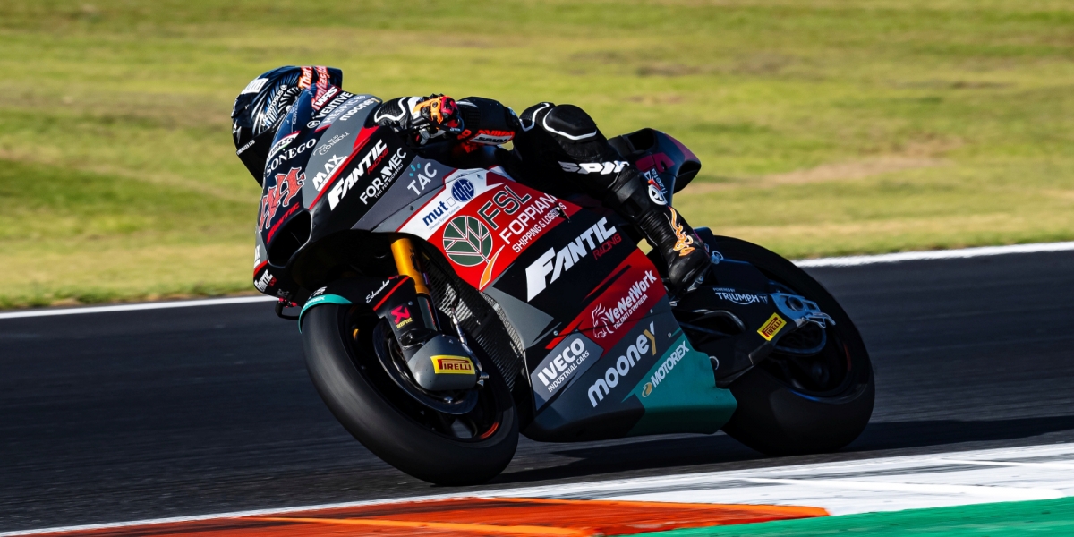 倍耐力Moto2™、Moto3™卡達站首演,2024新賽季、新時代