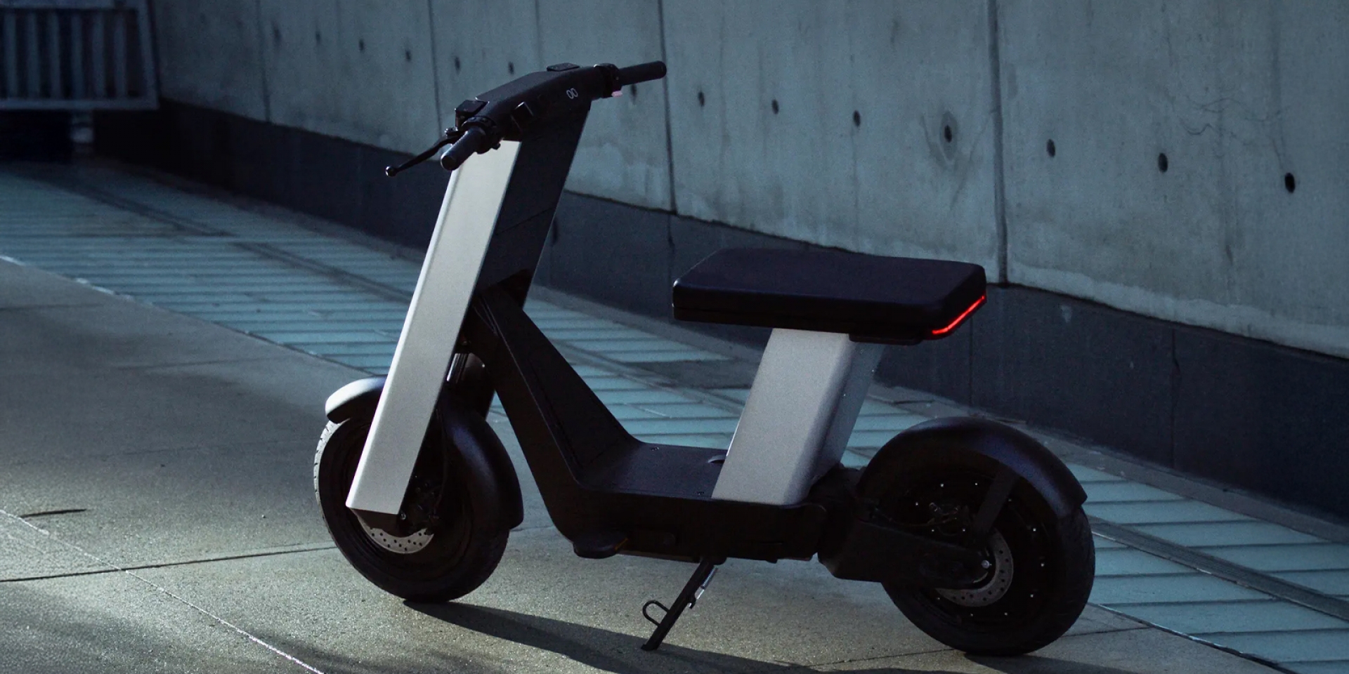復古未來感爆棚！Olto 電輔車登場，極速上看 53km/h，還能雙載！