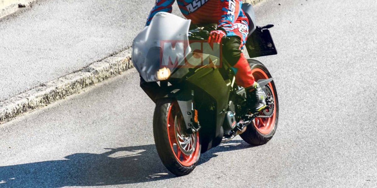更加競技?新款KTM RC 390海外測試中