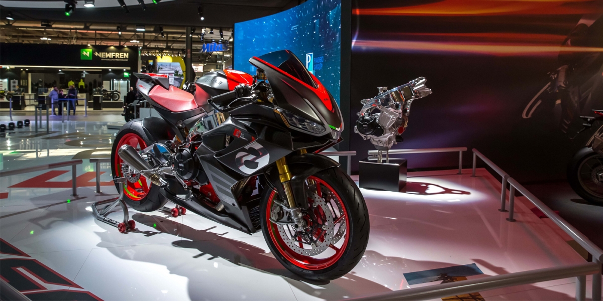 量產前的暖胎圈?Aprilia RS 660賽道測試間諜照流出!
