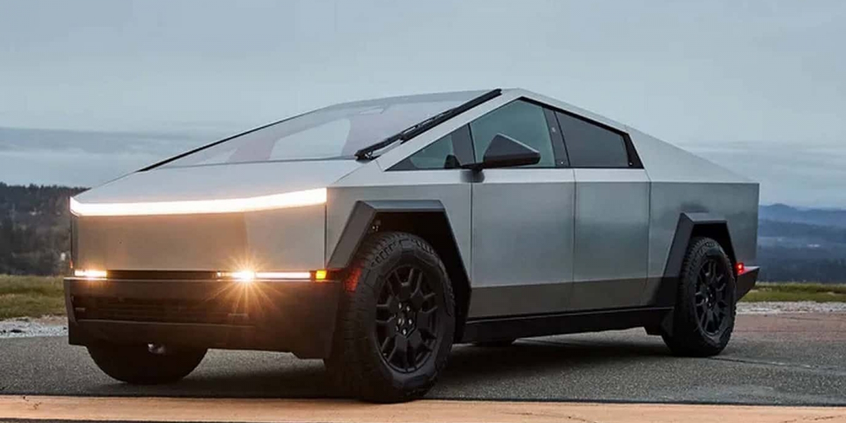 TESLA Cybertruck 再次拍出天價,超過 870 萬台幣成交!