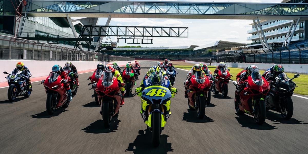 MotoGP 、 WSBK 和曼島 TT 車手齊聚賽道!Monster Energy 打造史上最夢幻的賽道日