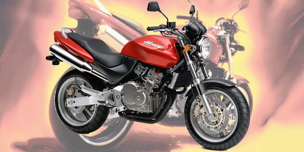從250萬轉四缸開啟的傳奇「黃蜂」!Honda Hornet 車系簡短發展史