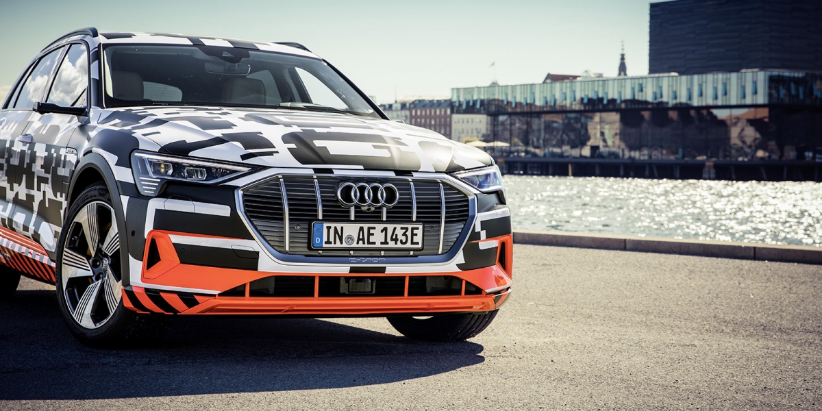 官方新聞稿。Audi e-tron prototype 內裝車艙首度展演 完美詮釋數位化駕乘想像