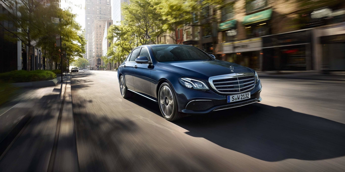 官方新聞稿。C/E/S全車系標配智慧駕駛輔助(23P),Mercedes me connect同步晉級標配
