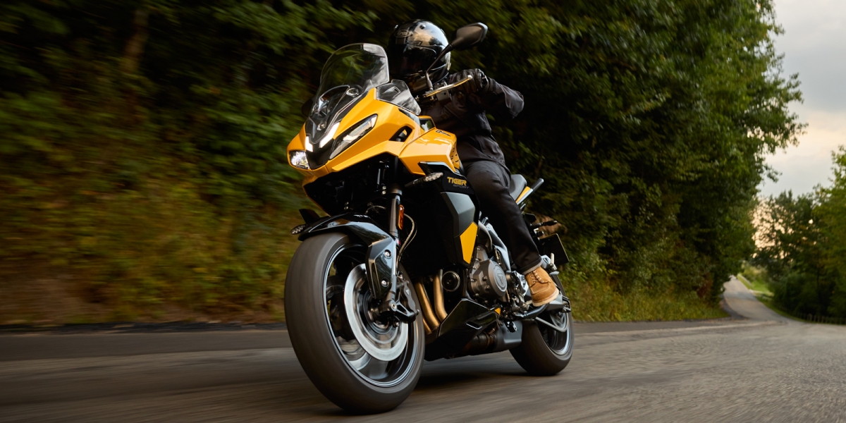 800c.c.三缸引擎、115匹馬力,定速巡航/彎道ABS導入!Triumph  Tiger Sport 800 重磅登場