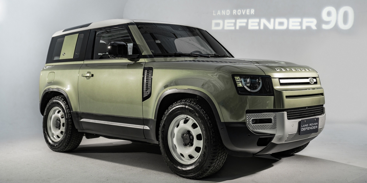 續越野傳奇篇章。THE NEW LAND ROVER DEFENDER 90正式上市