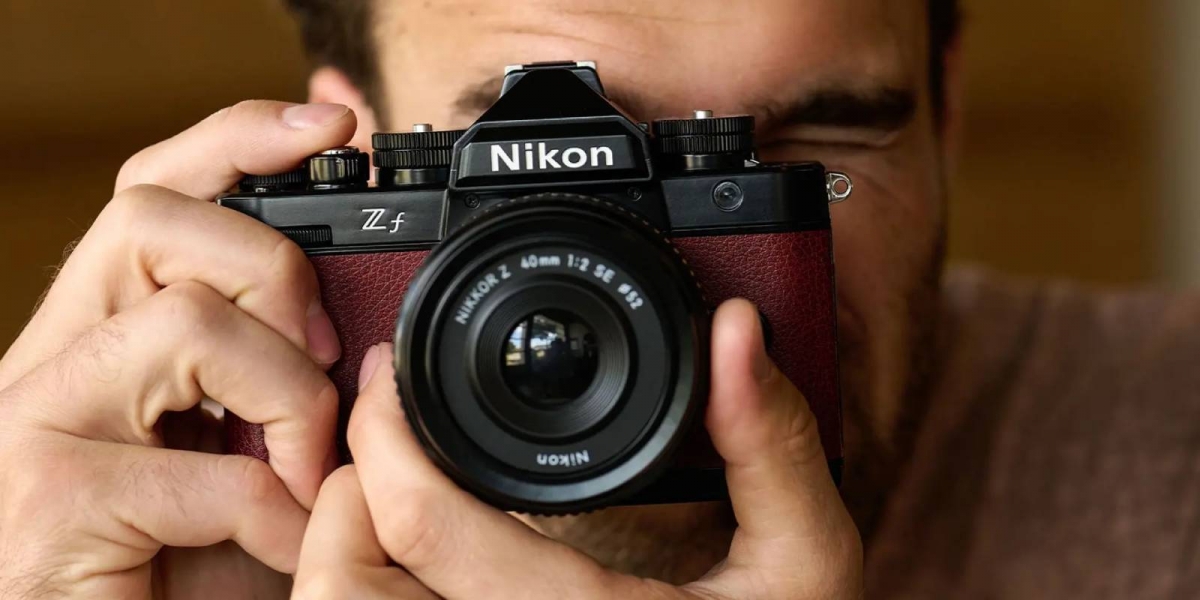 Nikon Z f :FM2經典造型、2450萬像素全片幅、Expeed 7影像處理引擎、七種機身顏色的復古全幅無反相機!
