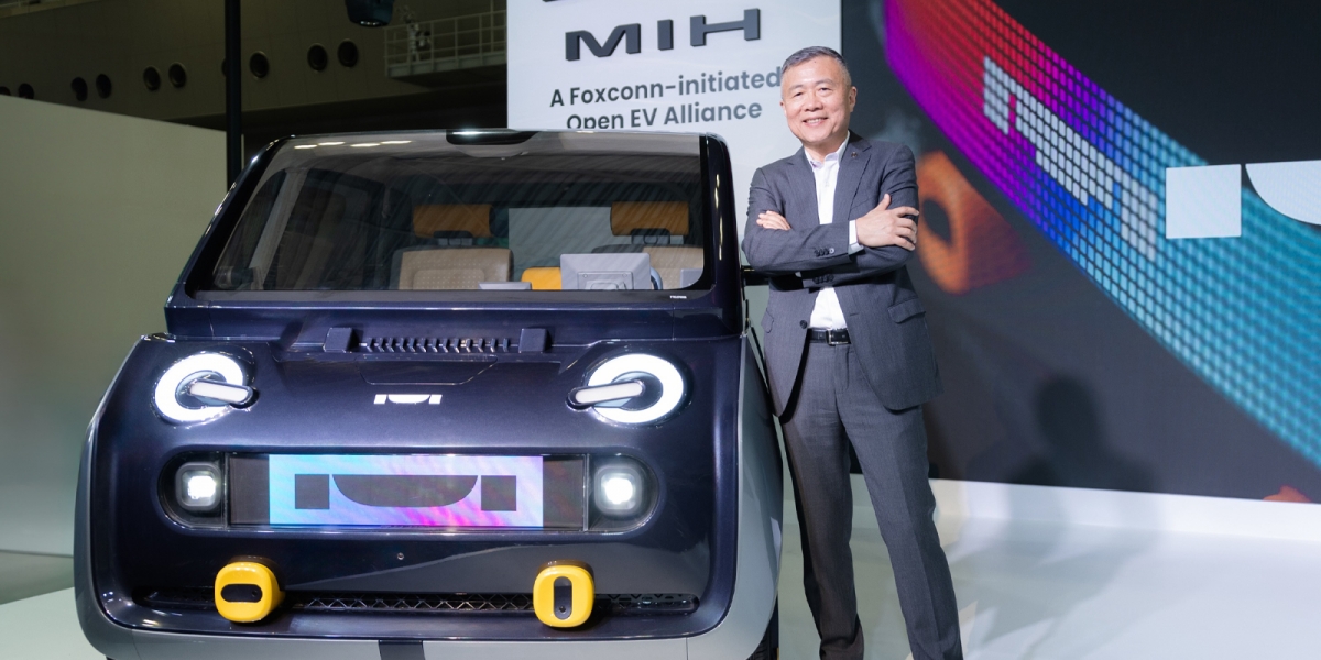 Gogoro電池上身、2+1三座設計!MIH Project X概念車東京移動展亮相