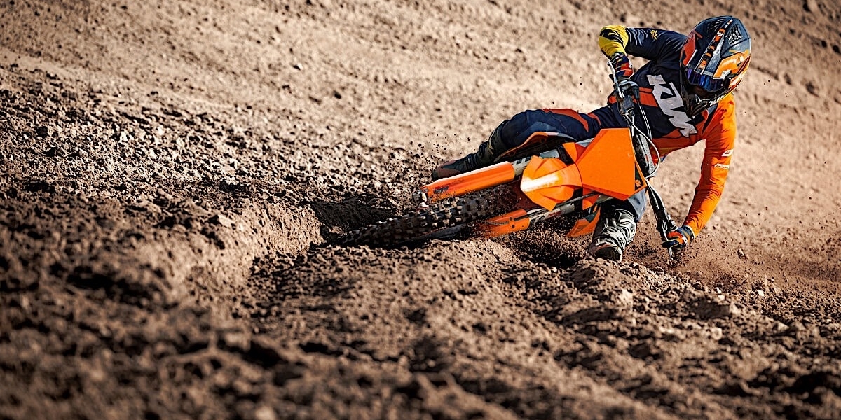 KTM SX系列更新 輕量化、技術升級 越野新王者登場!