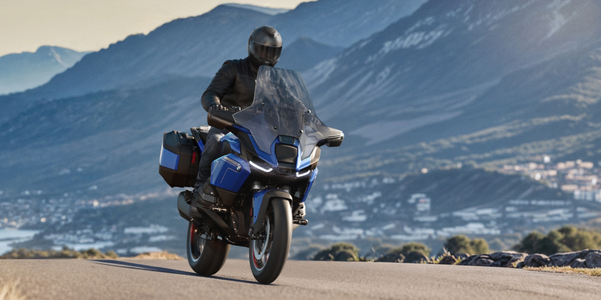 德味再升級！2026 BMW R 1300 RT 全新鷹眼車頭現身，配備爆改電子黑科技。