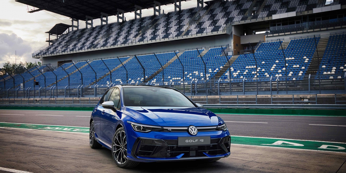 台灣福斯汽車推出「熱血全芯升級方案」 Golf R專屬 Akrapovič 蠍子管與全芯零件特煞優惠同步登場