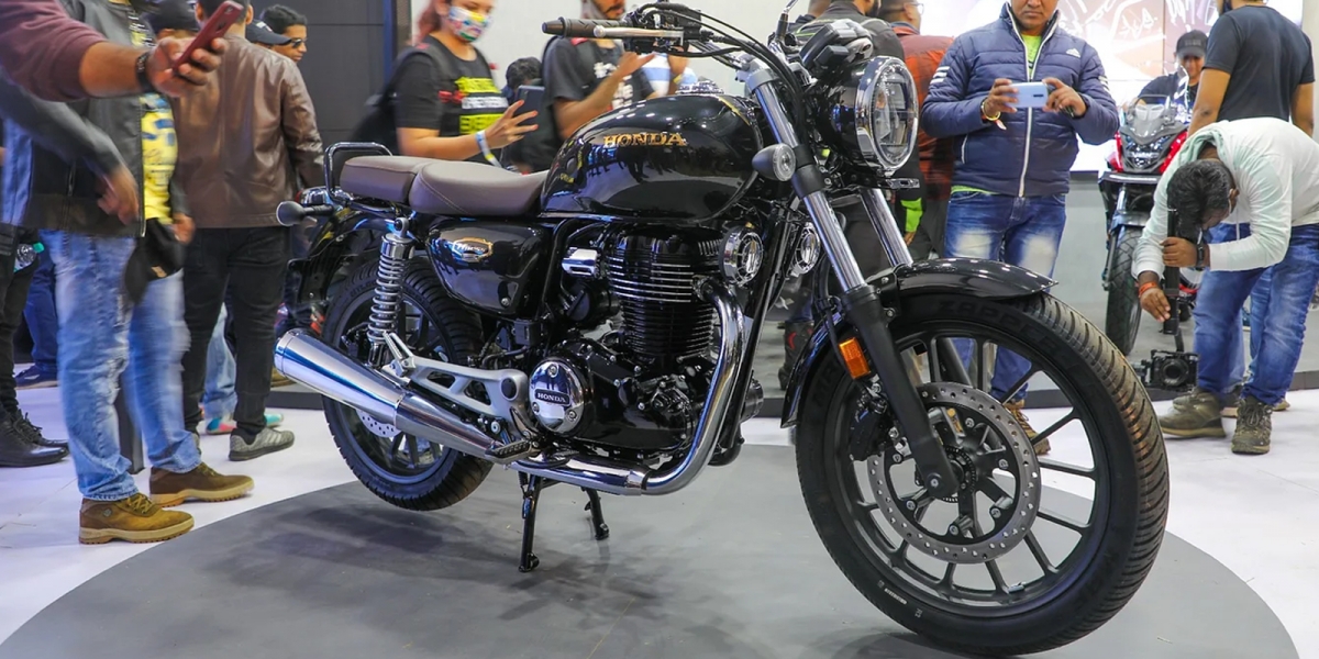分離式坐墊、車身質感提升!HONDA CB350 週年紀念版印度發表