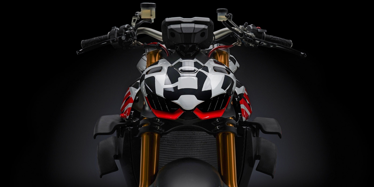 V4幹架王。DUCATI StreetFighter V4 即將重返街頭!