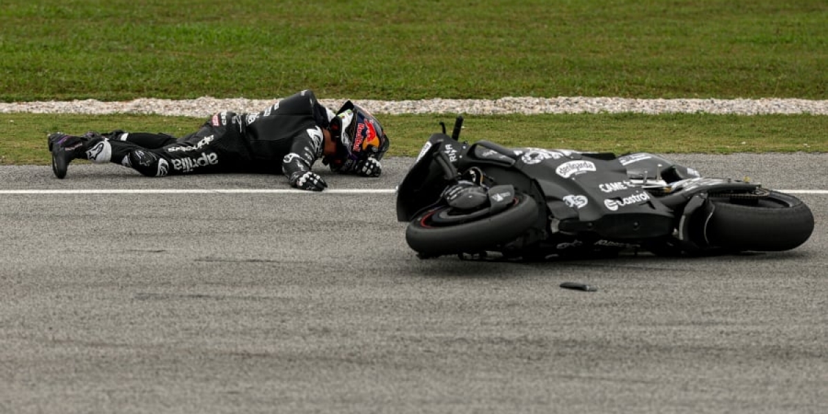 出師不利!Jorge Martin在Sepang測試首日嚴重轉倒,APRILIA:車手沒有失誤,賽車也沒有故障... ...