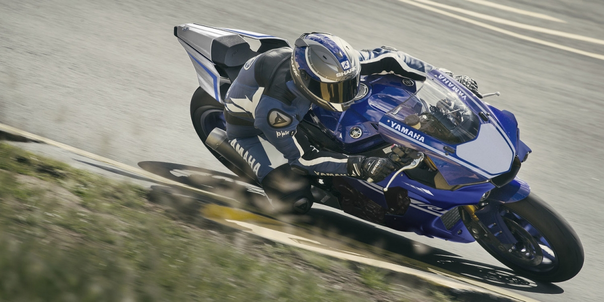 YAMAHA YZF-R1/R125 新色登場