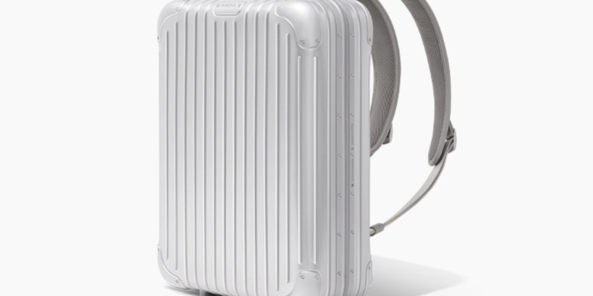 背得動的行李箱？Rimowa 推出 3.2 公斤鋁合金背包、售價7萬台幣
