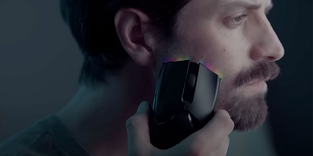 打電動、刮鬍子一鼠搞定!Razer Razer 「滑鼠電動刮鬍刀」搞笑現身