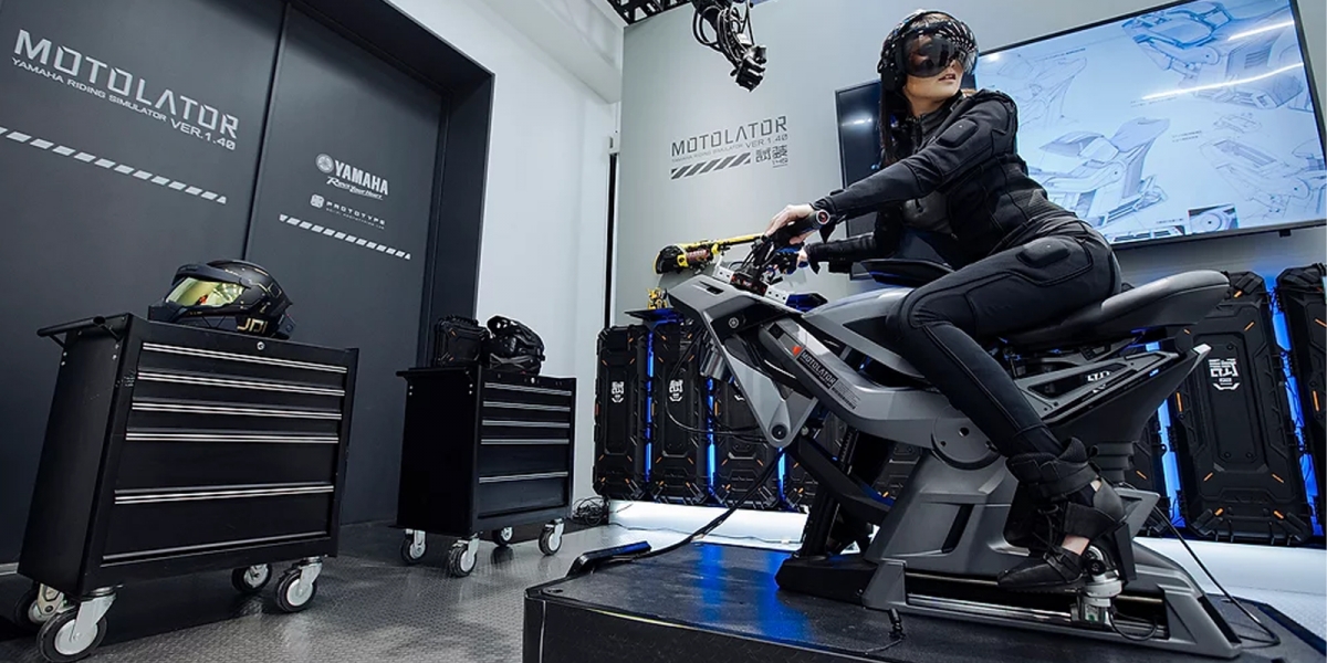 人車一體完美模擬!YAMAHA展示Motolator騎姿模擬器