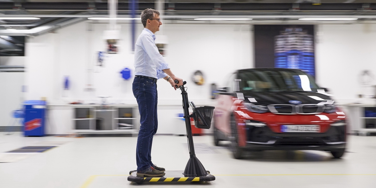 這個滑板車我可以,BMW Personal Mover Concept大家都適用