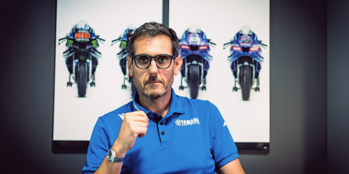 YAMAHA的真相之年：Paolo Pavesio在V4的豪賭與Quartararo-Toprak之間的搖擺... ...