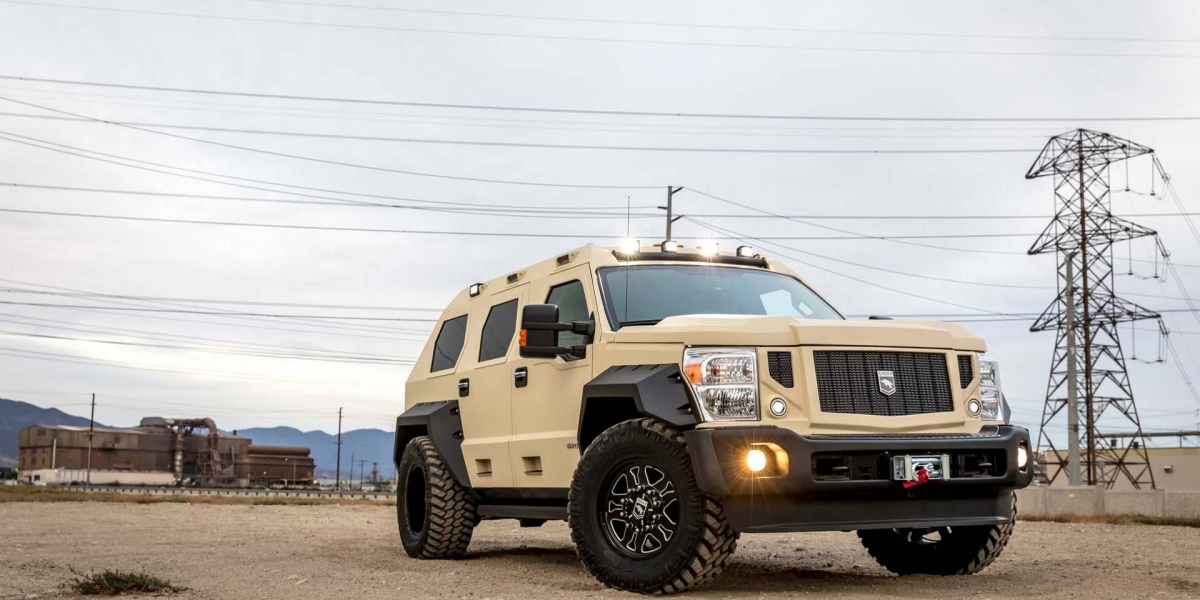 超跑閃邊 豪奪妹仔目光就靠這台 USSV Rhino GX Executive