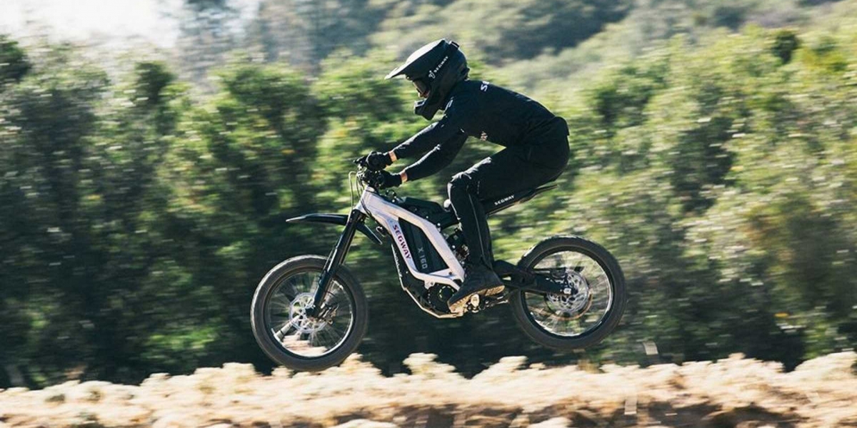 不只是平衡車 Segway前進電動機車領域!