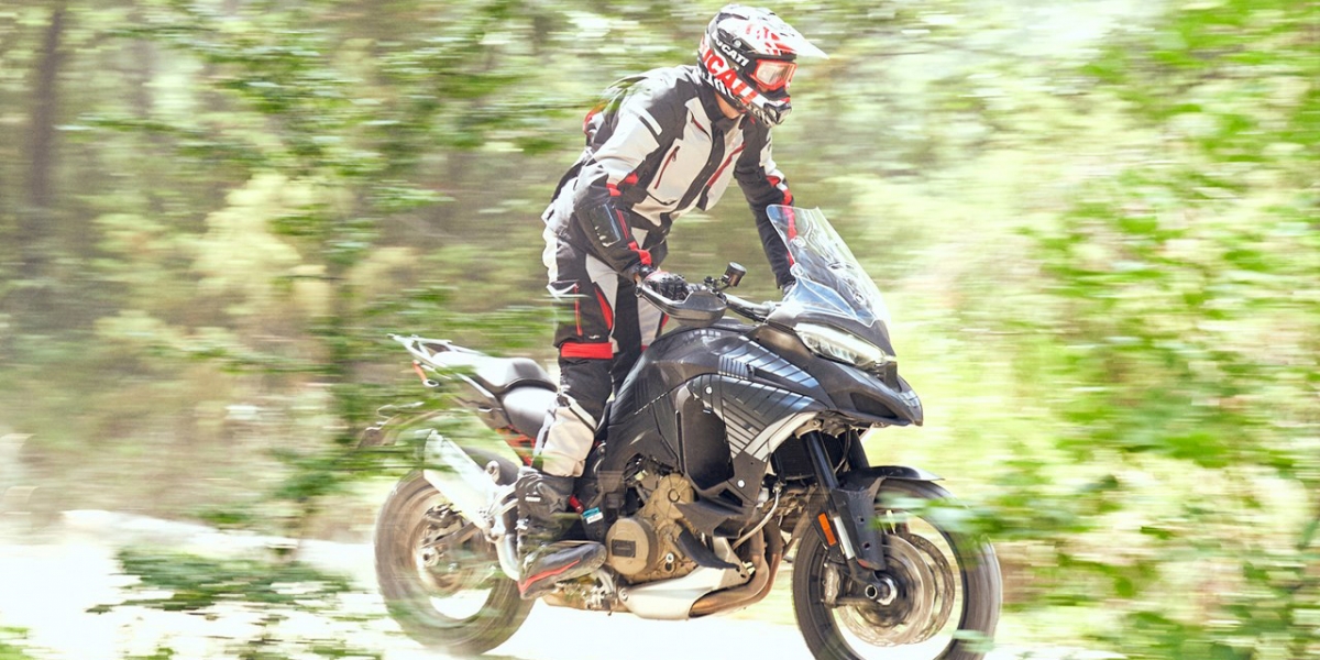 4比2更輕!DUCATI Multistrada V4 發表倒數中