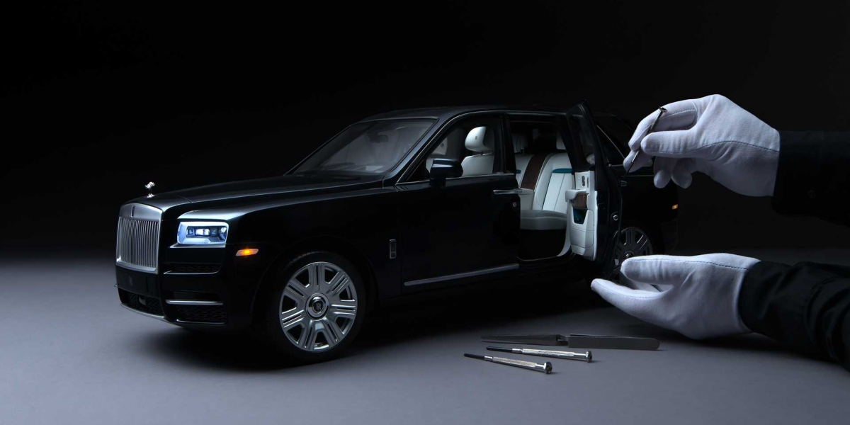 連模型都買不起!Rolls-Royce Cullinan 1:8訂製模型超精緻!