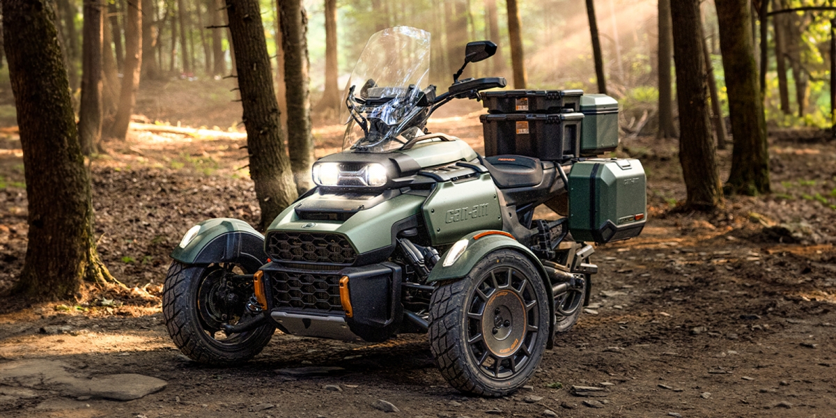 Can-Am推出全球首款三輪冒險摩托車「Canyon」,打破傳統框架,帶你開啟全新冒險旅程!