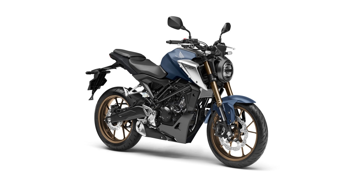 DOHC新引擎、馬力加大懸吊升級!2021 HONDA CB125R