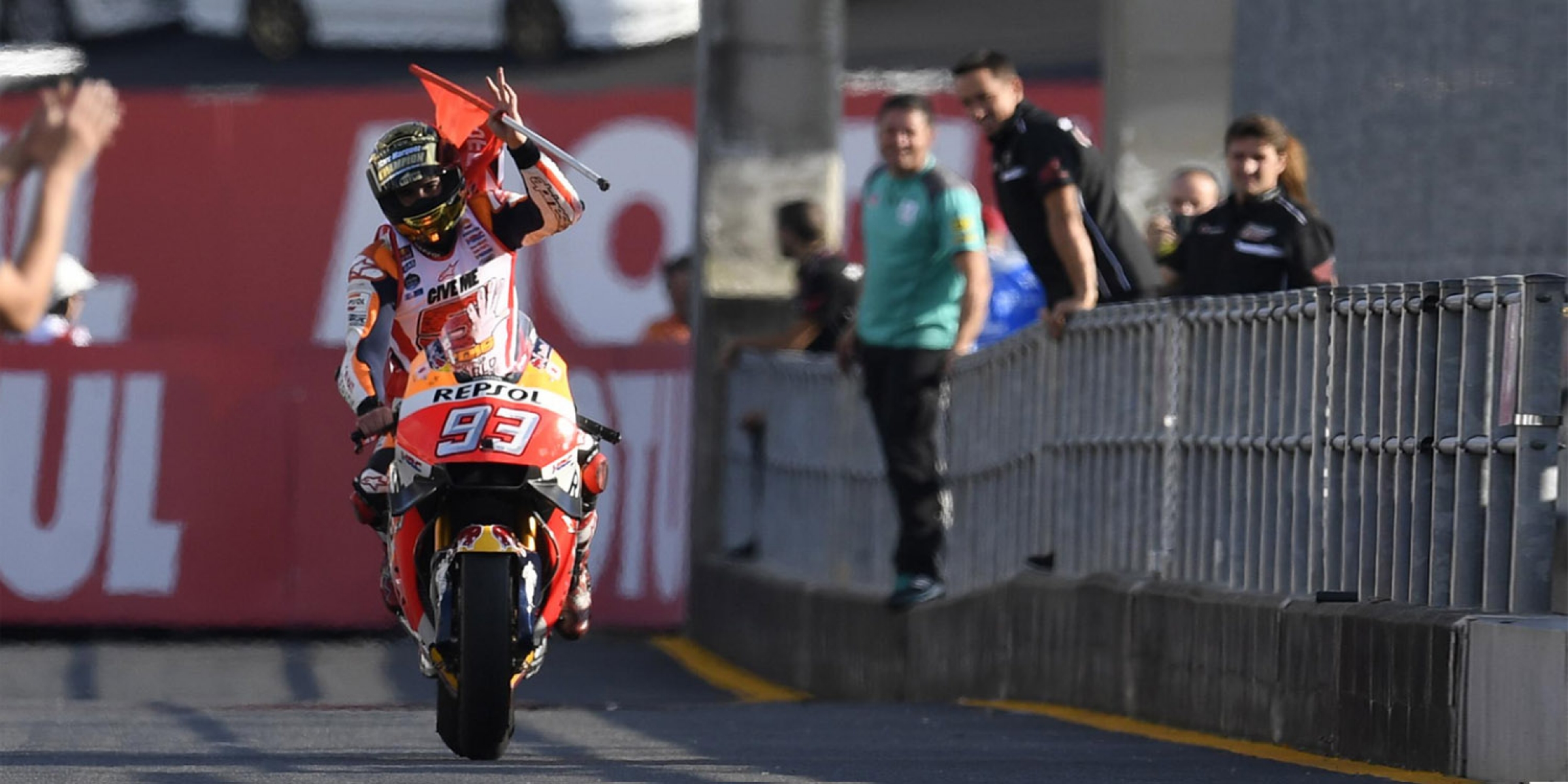 日本站提前封王。Marc Marquez:2015的挫敗成就今日的榮耀
