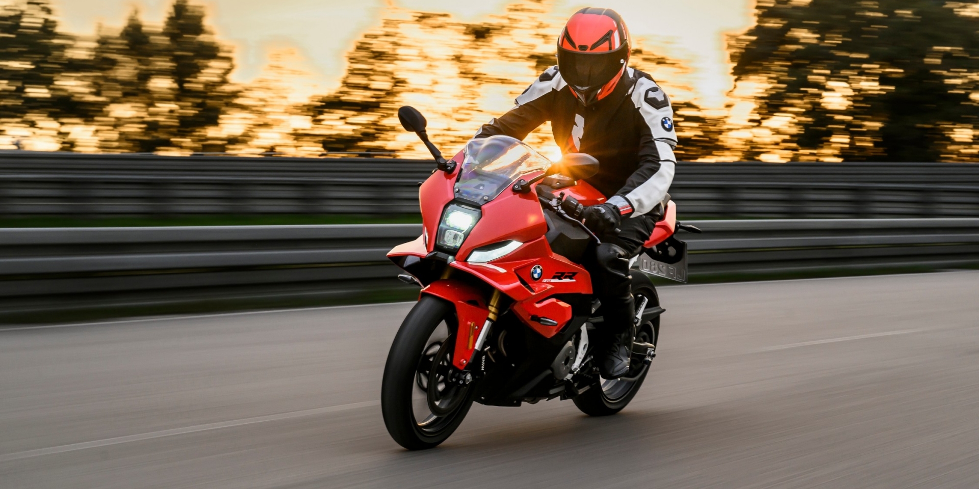 2027 BMW F 450 RR 正式發表：48匹馬力、177公斤羽量級車身與ERC自動離合器上身，歐洲售價約台幣25.7萬元起！