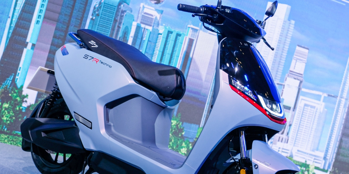 KYMCO Ionex S Techno:充換合一、TES公規插座、S7/R架構,個性玩樂小車「酷玩CoolOne」同步登場!