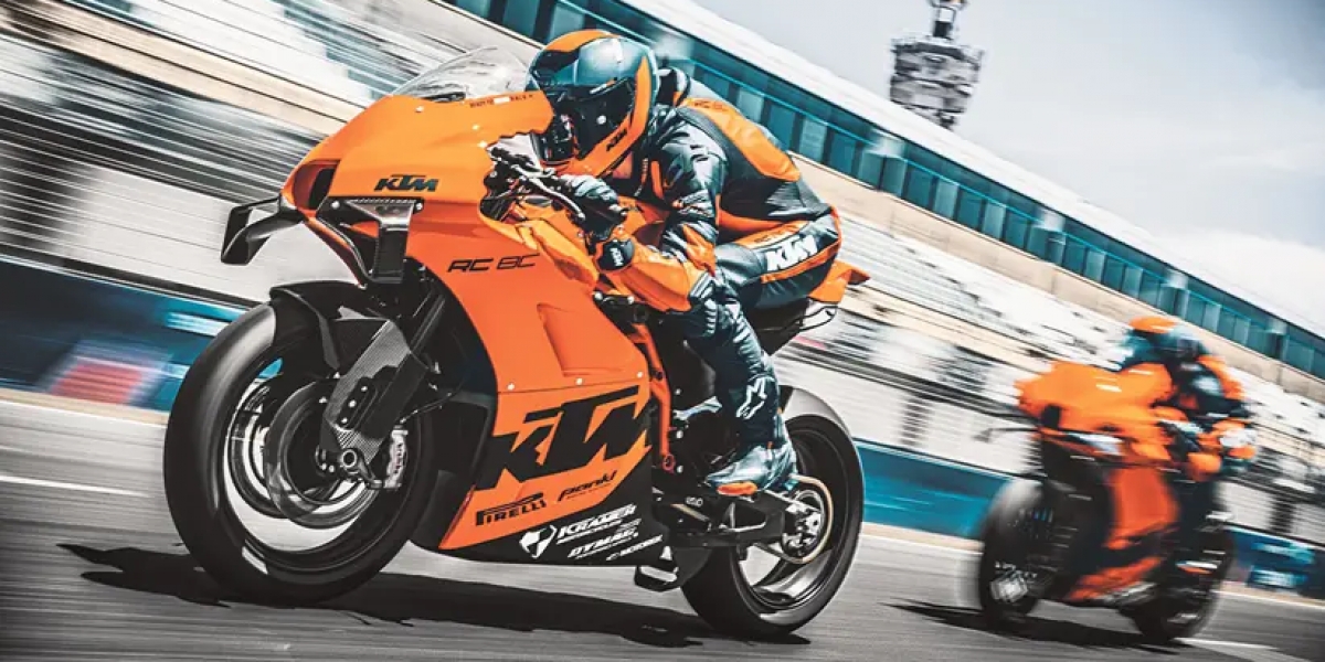 久等了!你盼的,你望的,KTM RC 8C 2022 橫空問世!