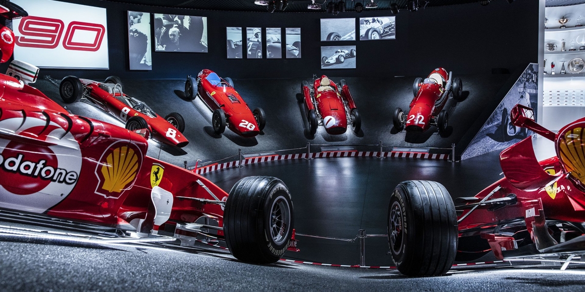 慶祝90年賽事歷史!Ferrari展出眾多經典車款!
