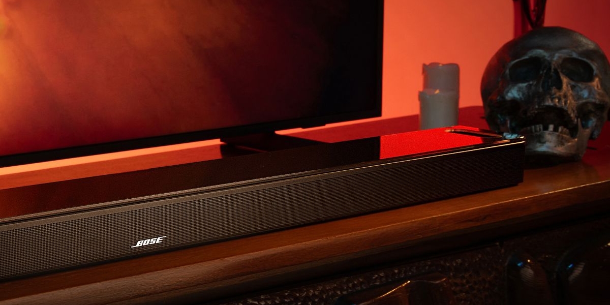 Bose Smart Ultra Soundbar: Dolby Atmos、Bose TrueSpace 技術,在混亂音效中依舊有清晰對話的聲霸!