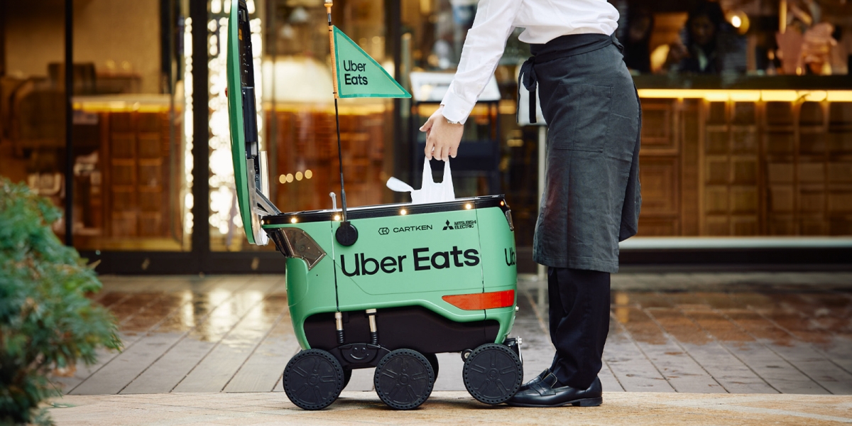 外送員即將失業?UberEats在日本推出機器人送餐服務!