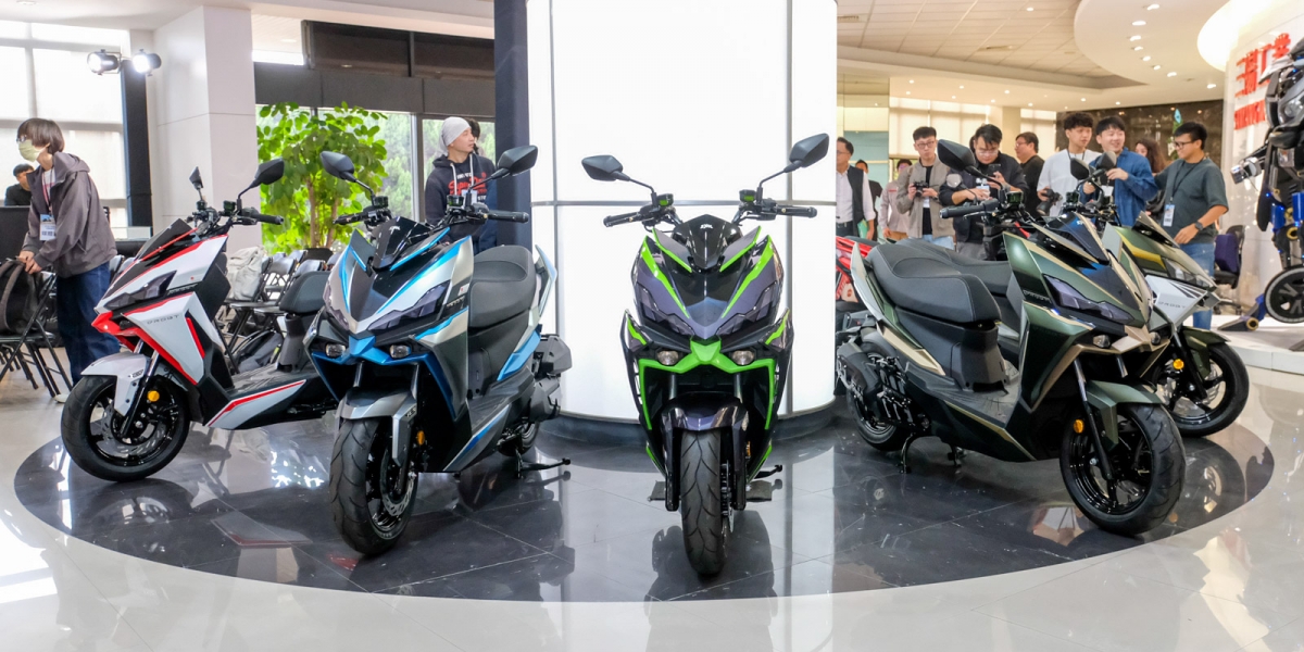 SYM與車友捐款253.6萬元!DRGBT競標活動 7台彩繪限定DRG車主一同做愛心