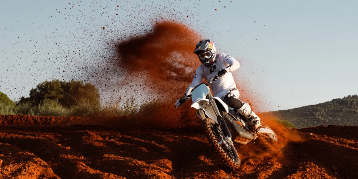Stark Varg MX 1.2 更新登場,全球最快電動越野車再進化,售價新台幣 449,680 元起
