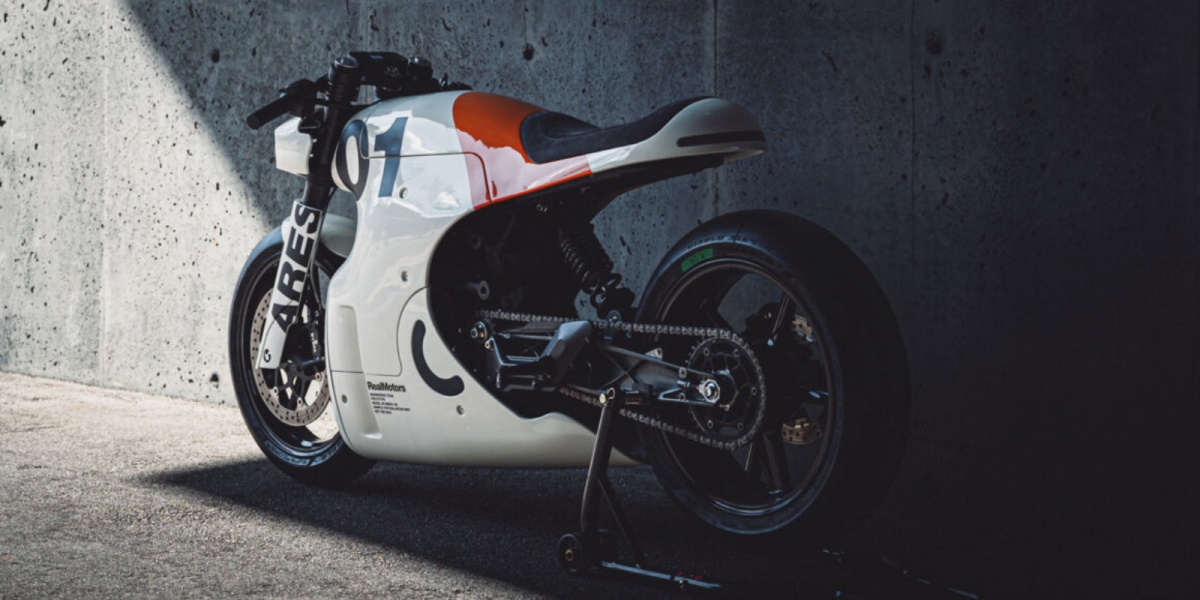 Café Racer融入後現代極簡設計!Real Motors ARES刷新電動車美感上限