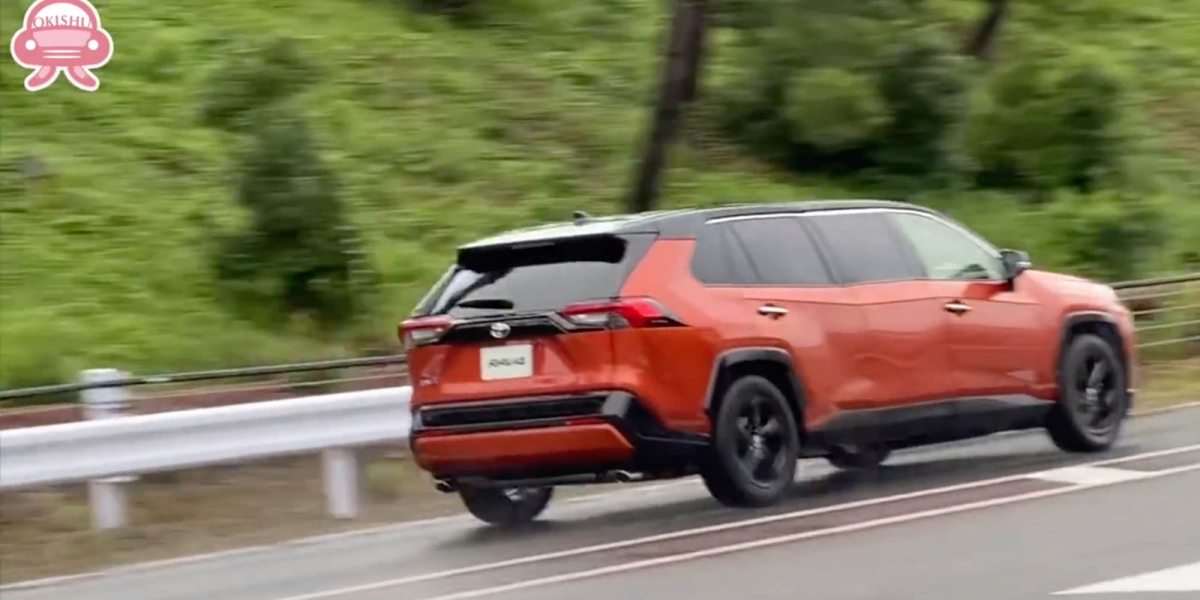 正Toyota日本工廠出產 非土炮改!全球唯一的原廠加長RAV4