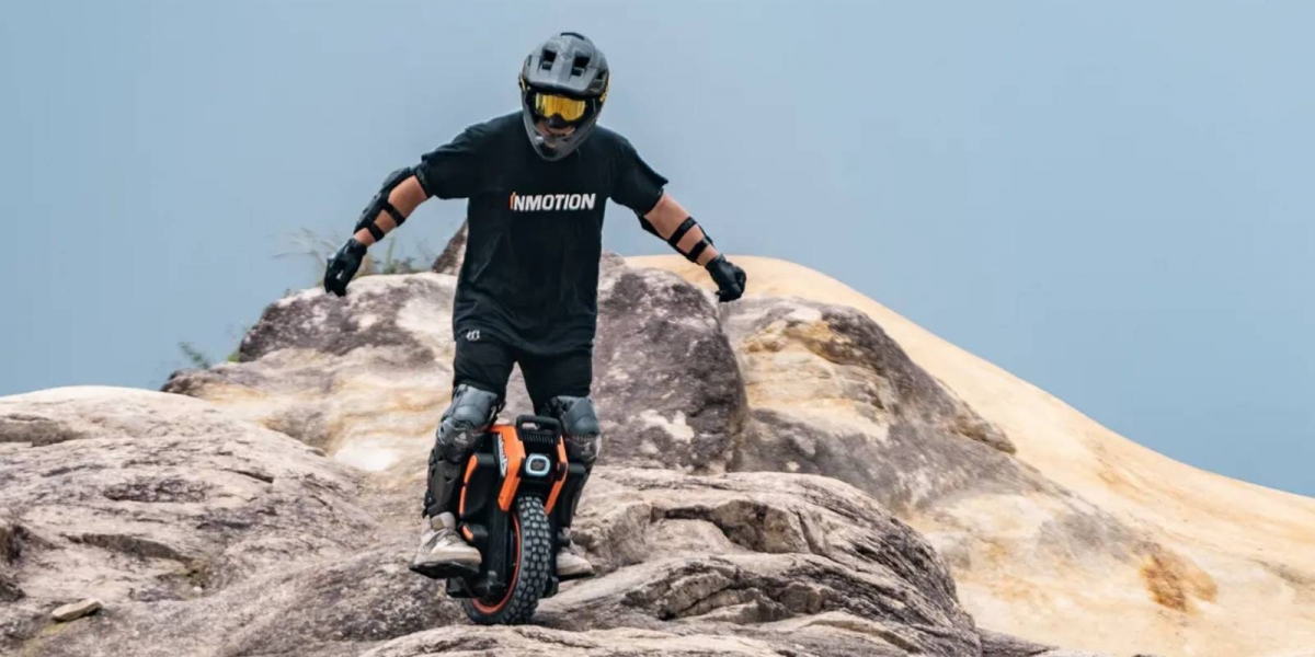InMotion Adventure Electric Unicycle:極速110公里、200Nm扭力、120續航的越野電動獨輪車!